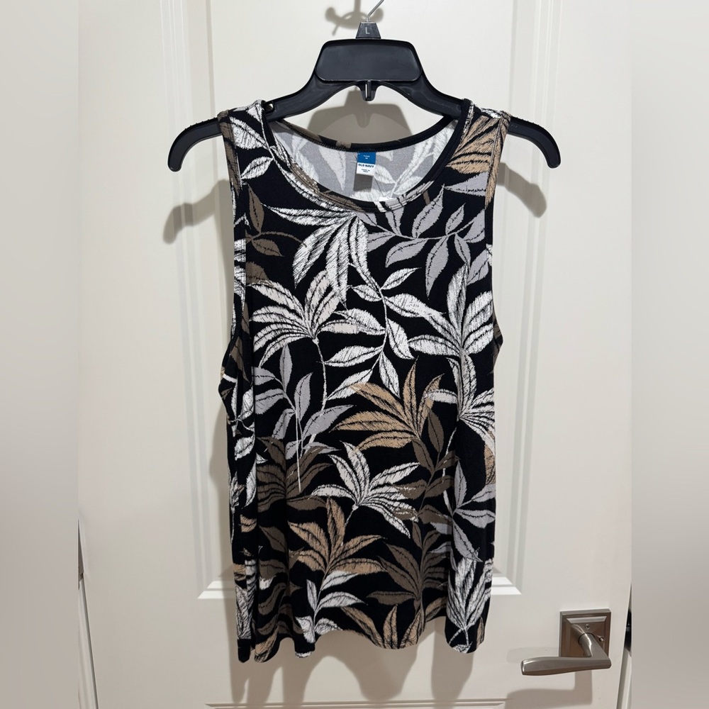Old Navy Leaf Print Tank Top - Black, White, and Tan NWT